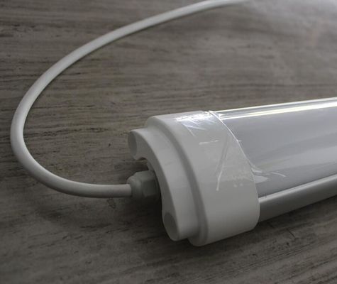 أفضل مبيعات الضوء الخطي المصدر سبيكة الألومنيوم مع غطاء الكمبيوتر مقاوم للماء ip65 4foot 40w ضوء ثلاثي الدليل المصدر للمكتب