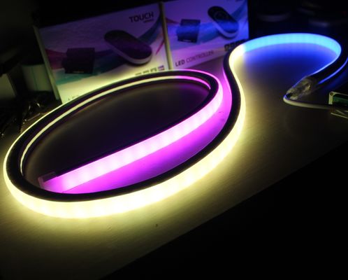 17x17ملم مربع رقمية SMD5050 RGB Flex LED Neon مع تأثير خلط الألوان المثالي